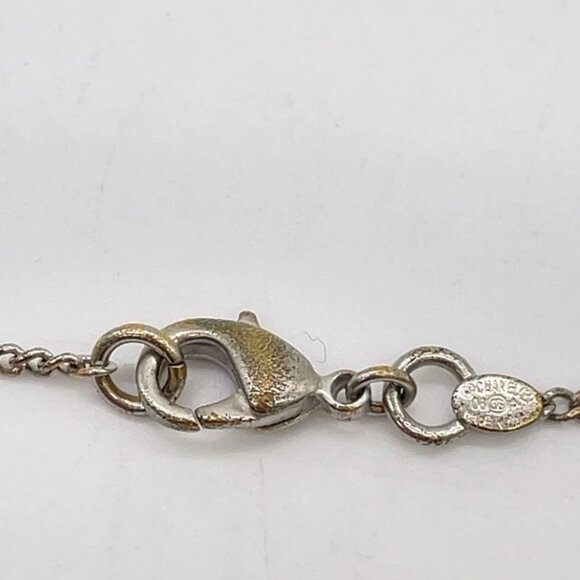 Authentic CHANEL Coco Mark Circle Medal 06P Necklace Silver/Black W/ Box - Picture 8 of 12
